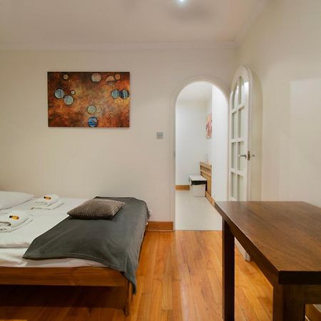 Stylish 2 Bedroom Apartment Morsztynowska Street Krakow Bagian luar foto